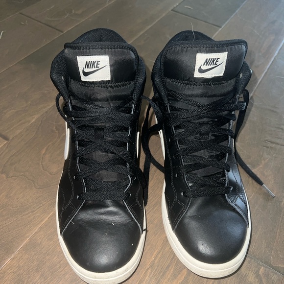 Nike Court Royale 2 Mid Black White (Women's) shoes size 10 - Picture 1 of 4